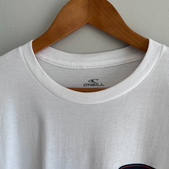 O'NEILL New Shirt Men's Small Long Sleeve Graphic T-Shirt White NWT Pullover - Picture 5 of 7
